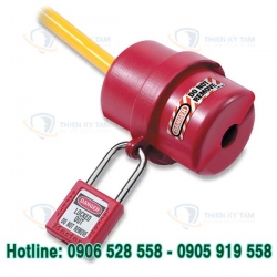 ROTATING ELECTRICAL PLUG LOCKOUT