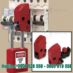 MINIATURE CIRCUIT BREAKER LOCKOUT DEVICE